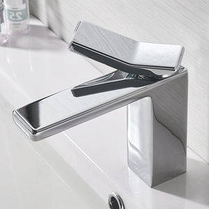 Fapully alta calidad de latón cromado UPC sola manija baño <span class=keywords><strong>grifo</strong></span> <span class=keywords><strong>lavabo</strong></span> - Product Image 2