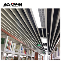 Panneau de plafond en cellules ouvertes modernes de luxe, imperméable et ignifuge, design en bande pour hôtel et centre commercial, pour utilisation dans les restaurants