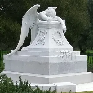 大きな墓地の墓石等身大大理石のしだれが天使の墓の彫刻ベース付き