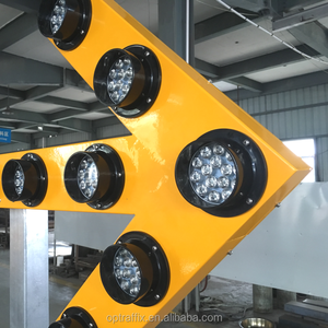 Di Động Cảnh Báo Giao Thông Nhấp Nháy An Toàn Hướng Mũi Tên Bảng Điều Chỉnh Bảng Nâng Thủy Lực LED Mũi Tên Hình Dấu Hiệu - Product Image 4