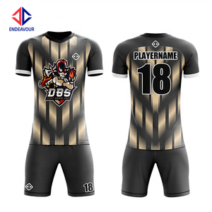 あなた自身のロゴが付いた女性のカスタム昇華サッカーシャツ - Product Image 6