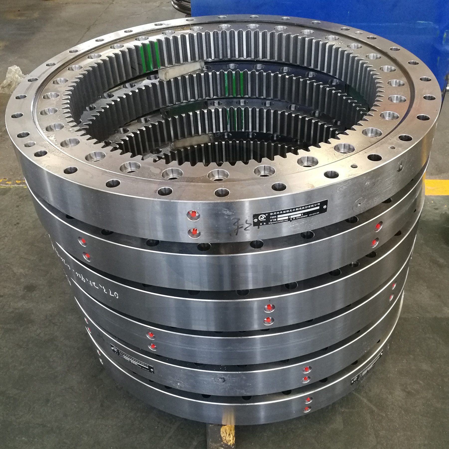 Однорядный поперечный роликовый поворотный подшипник для ручки робота