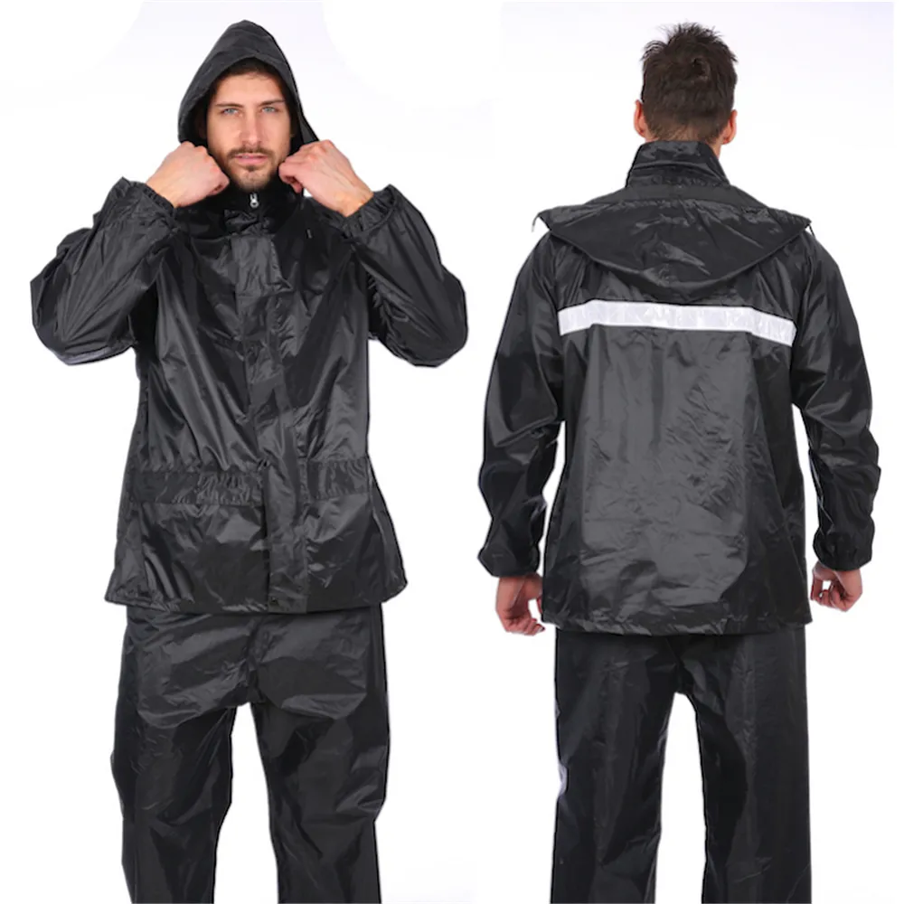 Jaket Hujan Tahan Air PVC Poliester 100% dengan Celana Bib Bertudung Jas Hujan Hitam Setelan Hujan Grosir untuk Memancing Peralatan Golf