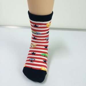 GS encargo animal de <span class=keywords><strong>la</strong></span> historieta <span class=keywords><strong>estrella</strong></span> rayas velcro bebé calcetines, más barato calcetines - Product Image 2