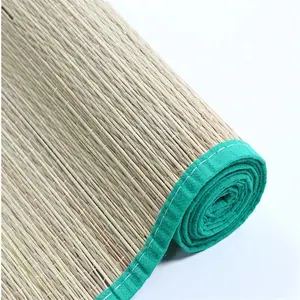 2019 hot trend seagrass mini beach mat high quality wicker yoga mat eco-friendly straw mat