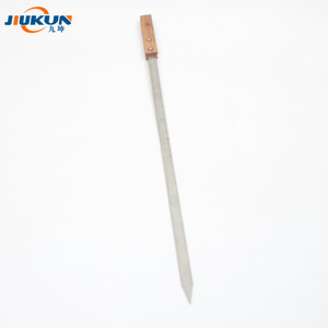 Jiukun Brochetas 17 "Acero inoxidable 304 Pinchos para barbacoa Juego <span class=keywords><strong>de</strong></span> pinchos <span class=keywords><strong>de</strong></span> metal plano para asar a la parrilla, palos para barbacoa reutilizables con mango <span class=keywords><strong>de</strong></span> <span class=keywords><strong>madera</strong></span> - Product Image 3