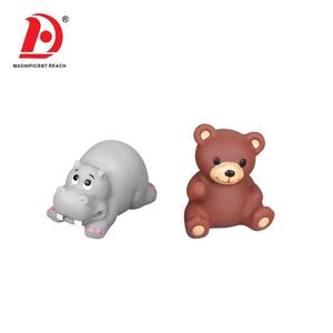 HUADA güzel farklı çeşit bebek küçük yumuşak plastik hayvan banyo düdük sıkmak küvet yüzen oyuncak ile oyuncak seti - Product Image 4