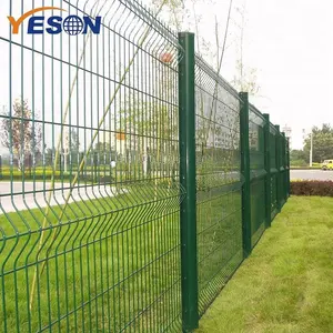Cheap airport mesh green curvy welded yard guard fence panels