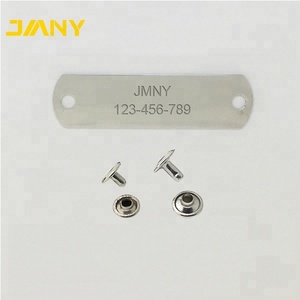 China Hersteller Blank Messing Metall Hunde halsband I.D. Namensschild mit Nieten - Product Image 2