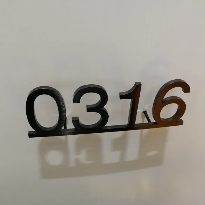 Лазерная резка розовое золото изогнутые дом двери адрес буквы знак гостиничного номера номерной знак