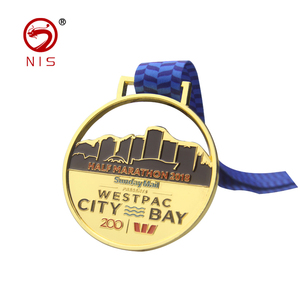 Sharp corrientes logo oro personalizada deporte Maratón <span class=keywords><strong>Internacional</strong></span> medalla - Product Image 1