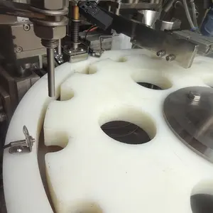 Fläschchen parfüm, der maschine/Kleine flüssigkeit flasche capping maschine