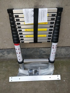Escalera Telescópica Ligera de Aluminio <span class=keywords><strong>Aldi</strong></span> - Product Image 4