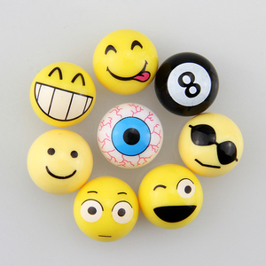 Plástico ABS única CARA de la SONRISA Linda Emoji Bola Redonda Motocicleta Bici Del Coche de Válvula Del Neumático Caps - Product Image 1