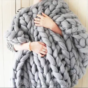 手工编织毯子厚美利奴羊毛100% 澳大利亚巨型美利奴羊毛粗纱超矮胖21微米用于针织毯子
