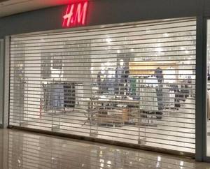 <span class=keywords><strong>PVC</strong></span> transparent Volet Roulant Portes Automatique Aluminium Plastique Rouleau Balançoire <span class=keywords><strong>Porte</strong></span> <span class=keywords><strong>de</strong></span> <span class=keywords><strong>Garage</strong></span> Coulissante Antivol Design Moderne Prix d'Usine - Product Image 6