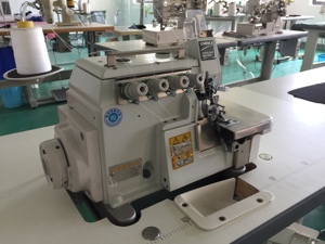 E22L最新左手1針3糸かがり工業用ミシン - Product Image 4