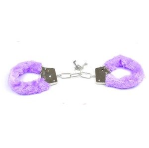 Sexy Slavenring En Enkelmanchetten Met Bont-Donzige Handboeien Om Spelplezier En Intieme Seksproducten Te Beteugelen - Product Image 2