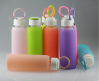 Couvercle de bouteille d'eau manchon en Silicone coloré, bouteille de Sipper chaude isolée bouteille d'eau en verre Borosilicate