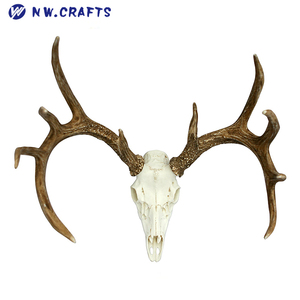 Faux <span class=keywords><strong>cerf</strong></span> blanc <span class=keywords><strong>de</strong></span> couleur blanche, décorations <span class=keywords><strong>de</strong></span> collection, en forme <span class=keywords><strong>de</strong></span> crâne, 10 points - Product Image 2
