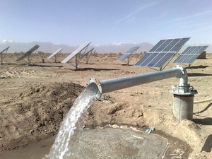 3hp 12.5hp 1hp Để 25hp Giá Năng Lượng Mặt Trời Nông Nghiệp Máy Bơm Nước Hệ Thống Cho Thủy Lợi Nông Nghiệp - Product Image 2