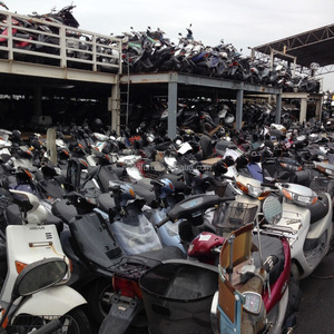 Scooters d'occasion du Japon, scooter d'occasion remis à neuf, réparé, exporté - Product Image 4