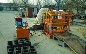 QT4-30 Mesin Pembuat Bata Semen Blok Top Band China Daftar Harga <span class=keywords><strong>Nepal</strong></span>, Mesin Pembuat Blok dan Bata Bermesin Diesel - Product Image 5