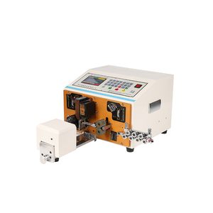 <span class=keywords><strong>Machine</strong></span> à couper et dénuder automatique, double fil de coupe, dénudage et torsion automatique - Product Image 1
