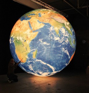 Globo de planetas inflables con iluminación LED gigante para el Festival de la luna del medio Otoño, decoración de eventos, globo de aire lunar - Product Image 3