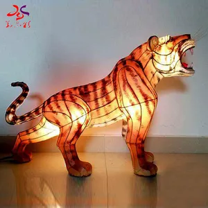 Chinese Festival Decoration Silk Lantern Animal Tiger Lanterns motif light