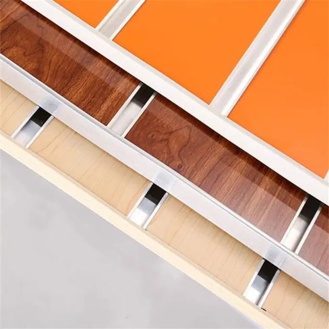Прямая Заводская Высококачественная меламиновая панель Slatwall Mdf