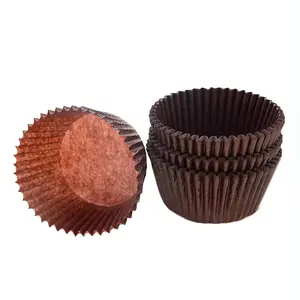 食品グレードの耐油性マフィンラッパーベーキングカップブラウンミニカップケーキライナー紙カップケーキケースチョコレート用