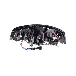 Voiture <span class=keywords><strong>Feux</strong></span> Arrière à Led Pour Audi <span class=keywords><strong>A4</strong></span> <span class=keywords><strong>B7</strong></span> Led Feu Arrière Feu arrière Pour Toute la Fumée Noir Couleur 2005-2008 Année - Product Image 5