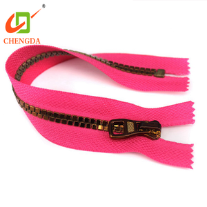 Chengda tùy chỉnh áo khoác quần áo nhựa vuông răng nhựa băng Zip Dây Kéo - Product Image 4