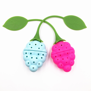 Modern <strong>Design</strong> Grape-Shaped Silicone Tea Bag Infuser Heat-Resistant Food Grade <strong>Strainer</strong> for Home Kitchenware - Product Image 5