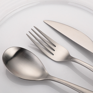 Cuchillo de plata con diseño patentado, D033 Hongda 18/10 304, forja martillada de acero inoxidable 304, tenedor de cuchara Noble de peso pesado - Product Image 3