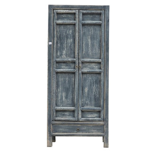 <span class=keywords><strong>Armario</strong></span> Antiguo <span class=keywords><strong>Chino</strong></span> del Siglo XVIII Pintado a Mano, Color <span class=keywords><strong>Azul</strong></span>, con Acabado Envejecido, <span class=keywords><strong>Armario</strong></span> para Bodas - Product Image 1