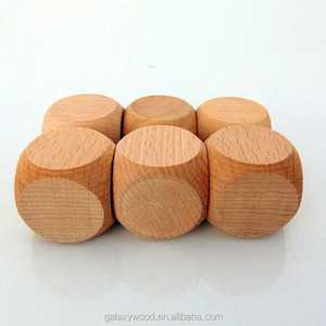 Berbagai ukuran dadu kayu kustom dengan huruf dan angka cetak - Product Image 6