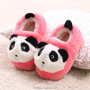 2017 terbaru fashion anak-anak panda musim dingin hangat sepatu mewah sandal dalam ruangan anti-selip karet