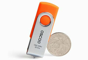 Más de 1000 clases de colores usb stick con <span class=keywords><strong>la</strong></span> insignia de encargo, verdadera capacidad, giro usb <span class=keywords><strong>serie</strong></span> - Product Image 2