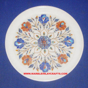 Plato de Mármol con Incrustaciones de Piedra Hecho a Mano con Diseño de Flores de Imitación Antigua de la India - Product Image 1