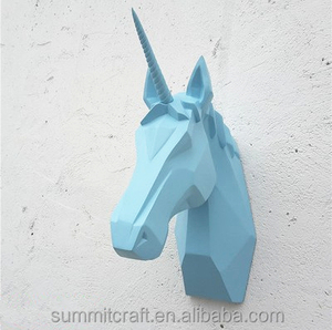 <span class=keywords><strong>Scultura</strong></span> da <span class=keywords><strong>Parete</strong></span> in Resina Personalizzata OEM, Arte Moderna con Testa di Unicorno Poligonale, Statua Originale da <span class=keywords><strong>Parete</strong></span> - Product Image 2