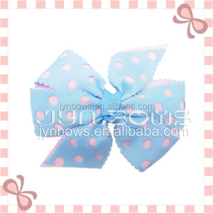 Dot three layers ribbon Bow Ties Arcos hair clips - Product Image 1