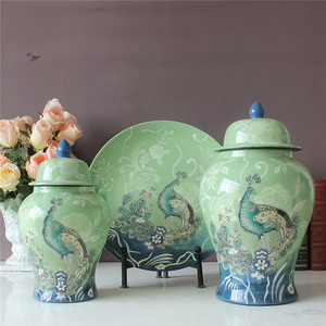 Retro Decoración de la boda de templo tanques de almacenamiento de patrón de pavo real boda de cerámica favor tarro de caramelo verde - Product Image 1
