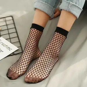 中国袜业厂家热销女士黑色鱼网袜性感脚踝高网袜