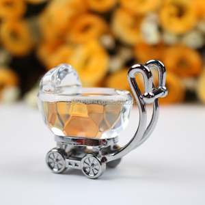 عربة أطفال كريستالية صغيرة لهدايا حفلات استقبال المولود وتذكارات حفلات الزفاف - Product Image 3
