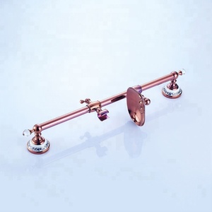 Set <span class=keywords><strong>Doccia</strong></span> a Incasso <span class=keywords><strong>in</strong></span> Ottone Contemporaneo con Portasapone, Rubinetti <span class=keywords><strong>Doccia</strong></span> Bagno Oro Rosa con Barra Laterale - Product Image 5