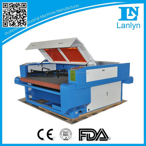 Rápida velocidad de doble <span class=keywords><strong>cabeza</strong></span> 1600100 Venta caliente ropa grabado láser/máquina de corte con rodillo - Product Image 2