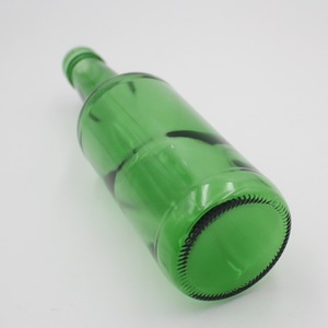 Bouteille en <span class=keywords><strong>verre</strong></span> vert sur mesure de 350 ml 375 ml avec bouchons à vis Bouteille en <span class=keywords><strong>verre</strong></span> Soju pour <span class=keywords><strong>verre</strong></span> vert Vente chaude avec couvercle - Product Image 5