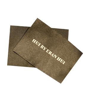 Etiqueta de tela de damasco de poliéster para ropa de diseñador personalizada, etiqueta tejida para cuello de jeans, etiqueta de talla con logotipo, etiqueta de textura tejida para prendas de alta densidad - Product Image 1